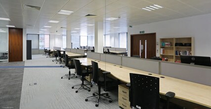 3 Waterside Dr, Reading en alquiler Foto del interior- Imagen 1 de 3