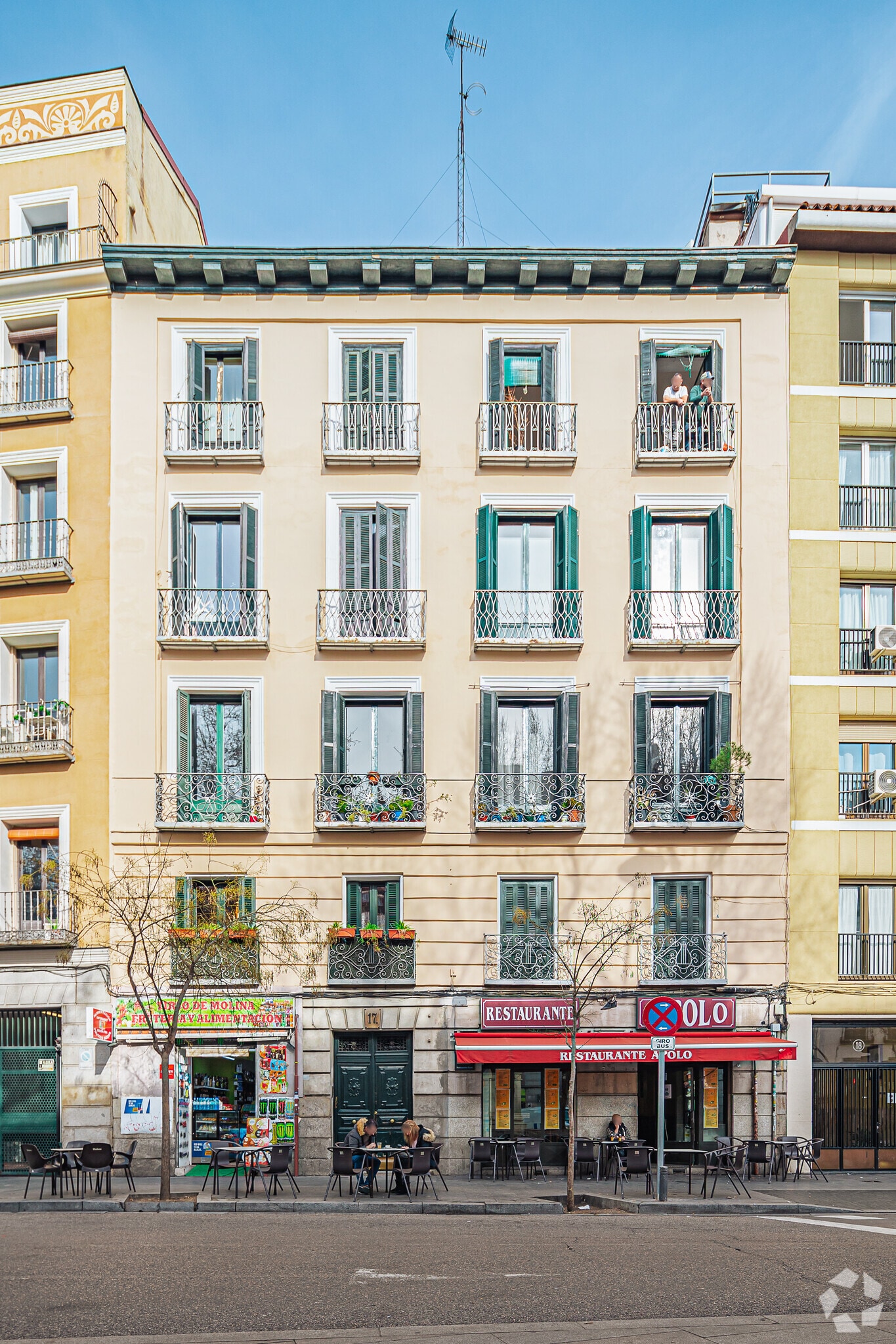 Edificio residencial en Madrid, Madrid en venta Foto principal- Imagen 1 de 3