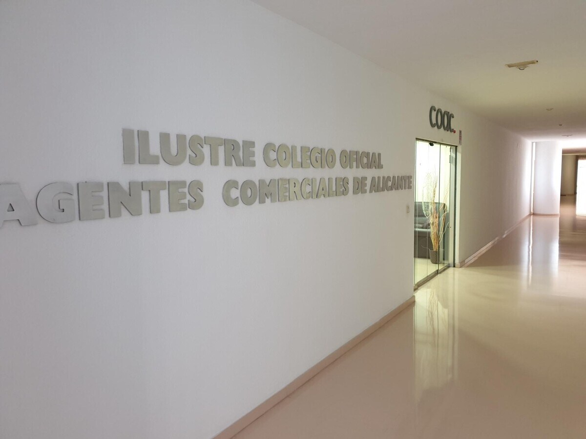 Alicante, ALI 03015 - Unidad 01 - - Foto del interior - Image 1 of 1