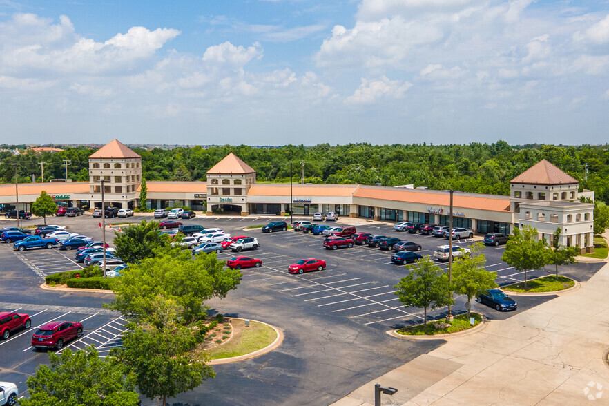 4401 W Memorial Rd, Oklahoma City, OK en alquiler - Foto del edificio - Imagen 2 de 5