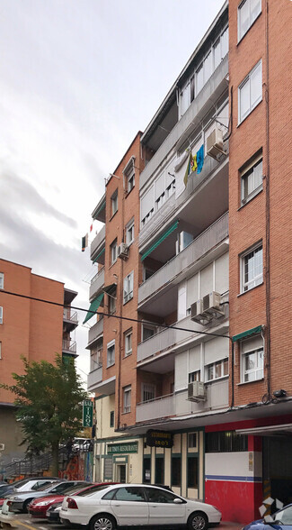 Edificios residenciales en Alcobendas, MAD en venta - Foto del edificio - Imagen 2 de 2