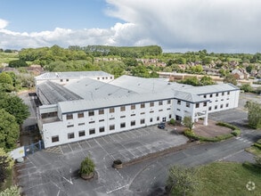 31 Turnpike Rd, Newbury, BKS - Aérea  vista de mapa - Image1