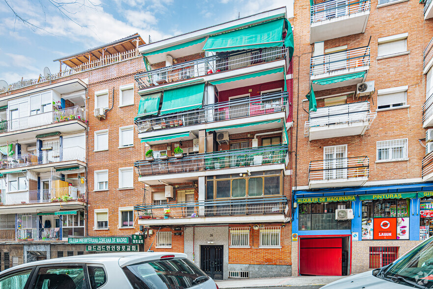 Edificios residenciales en Madrid, MAD en venta - Foto del edificio - Imagen 2 de 2