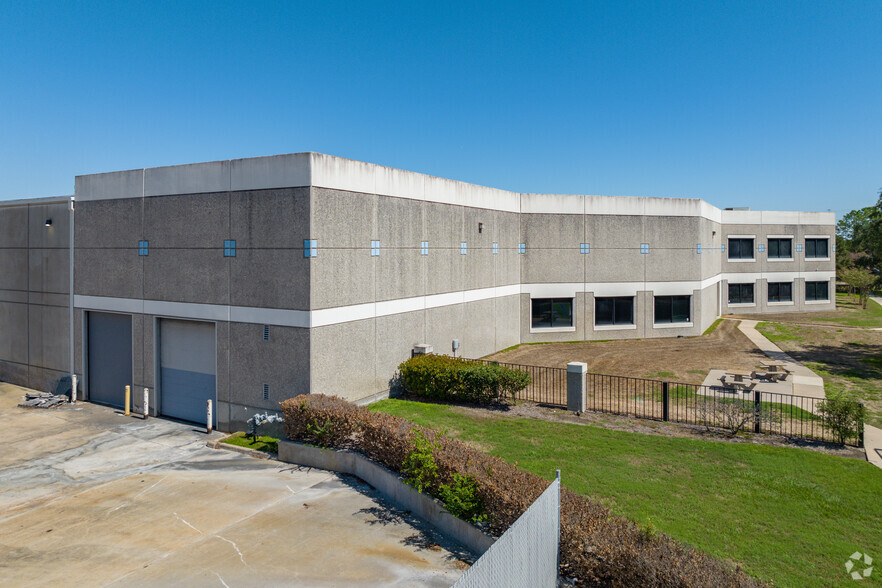 10600 Corporate Dr, Stafford, TX en alquiler - Foto del edificio - Imagen 2 de 14