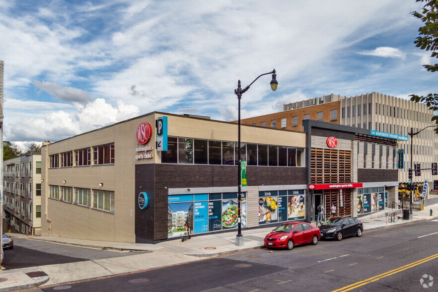 2251-2255 Wisconsin Ave NW, Washington, DC en alquiler - Foto del edificio - Imagen 3 de 5