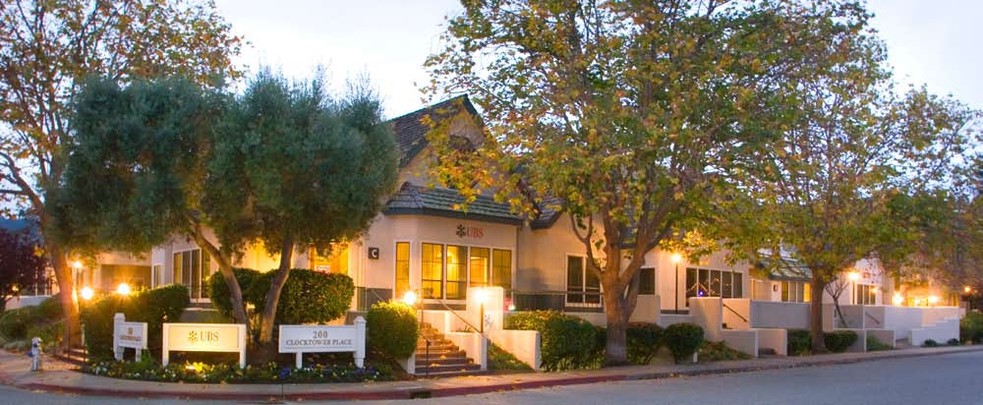 200 Clock Tower Pl, Carmel, CA en alquiler - Foto del edificio - Imagen 3 de 6