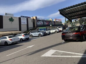 Local en Pozuelo de Alarcón, Madrid en alquiler Foto de la construcción- Imagen 2 de 2