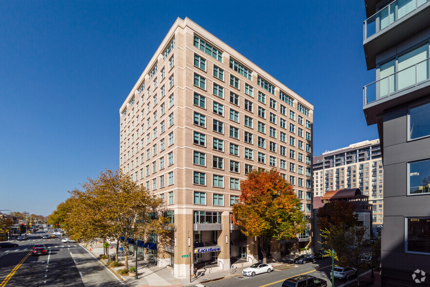 7735 Old Georgetown Rd, Bethesda, MD en alquiler - Foto del edificio - Imagen 2 de 6