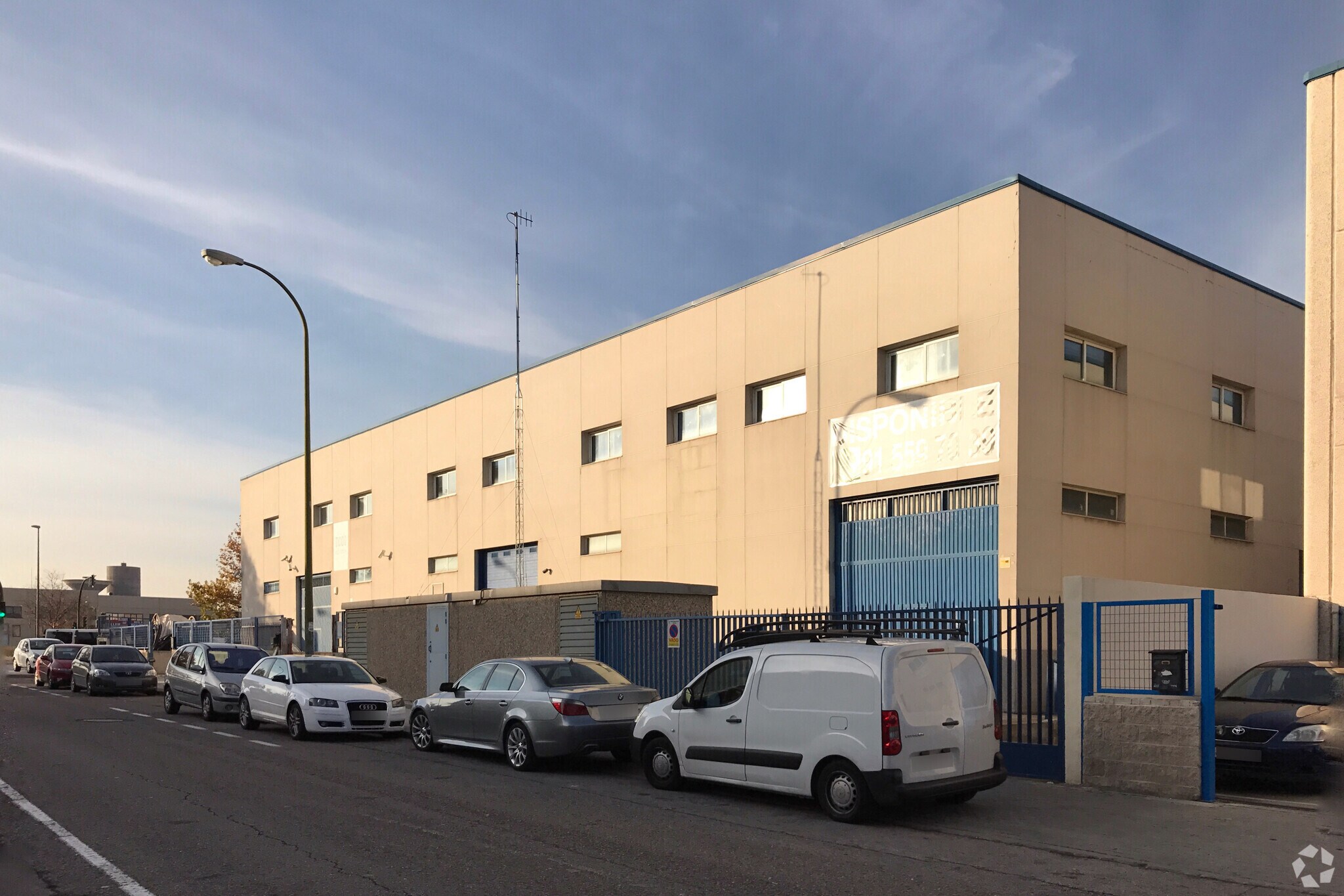 Calle Valle Tobalina, 32, Madrid, Madrid en venta Foto del edificio- Imagen 1 de 1