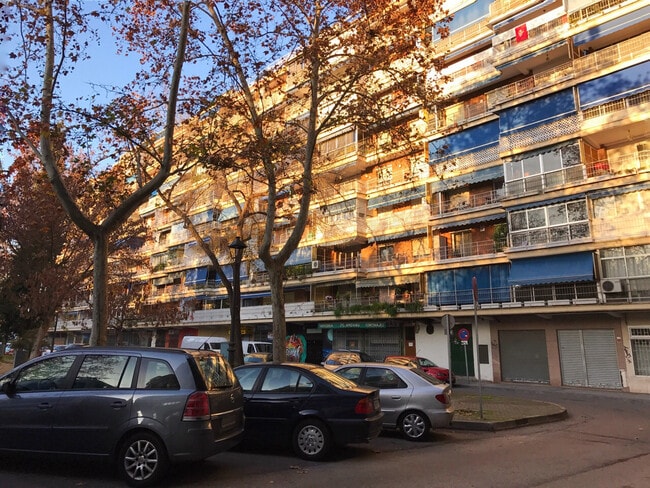 Más detalles de Calle Niza, 4, Móstoles - Edificio residencial​ en venta