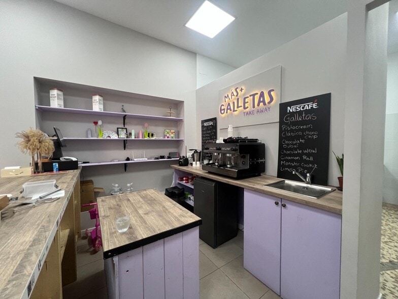 Local en Málaga, Málaga en venta - Foto del edificio - Imagen 2 de 16