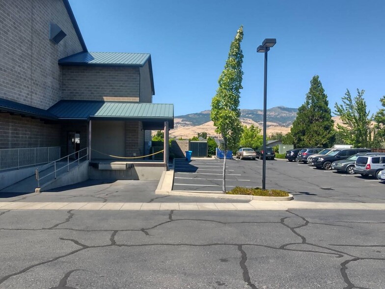 554 Clover Ln, Ashland, OR en alquiler - Foto del edificio - Imagen 2 de 10