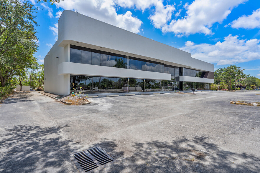 4690 S University Dr, Davie, FL en alquiler - Foto del edificio - Imagen 3 de 33