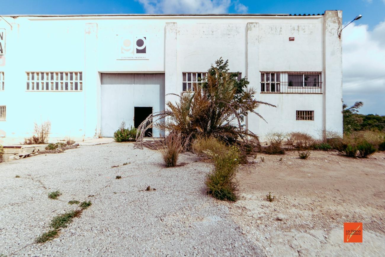 Nave en Camarles, Tarragona en venta Foto del edificio- Imagen 1 de 13