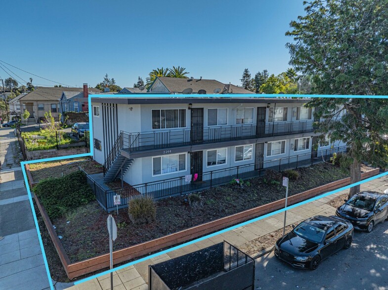 2244 12th Ave, Oakland, CA en venta - Foto del edificio - Imagen 2 de 26