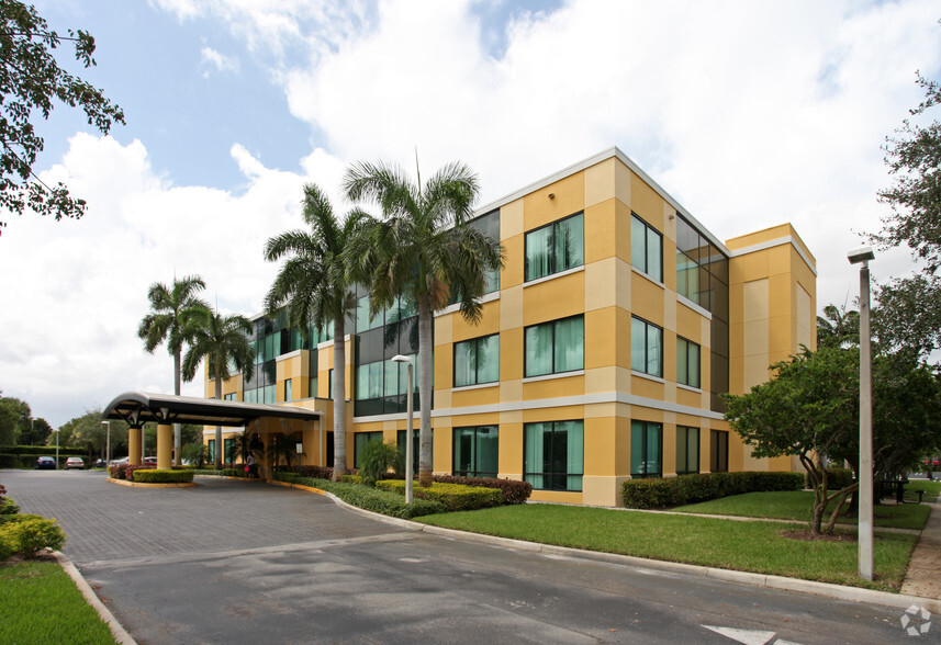 10075 Jog Rd, Boynton Beach, FL en alquiler - Foto del edificio - Imagen 1 de 4