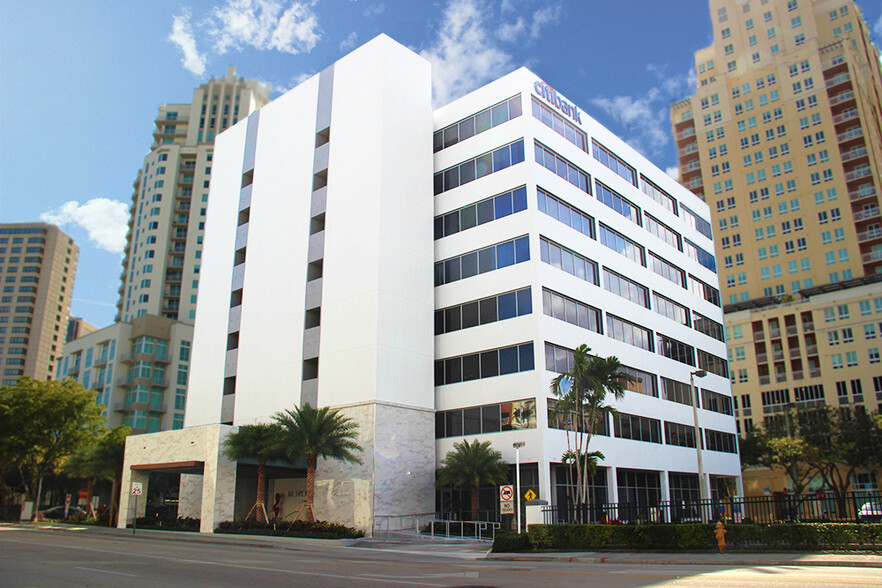 7300 N Kendall Dr, Miami, FL en alquiler - Foto del edificio - Imagen 1 de 7