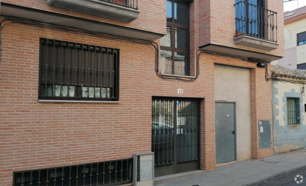 Callejón Obras Públicas, 13, Toledo, TOL 45003 - Unidad Puerta 01, Esc. 1 -  - Foto del interior - Image 1 of 3