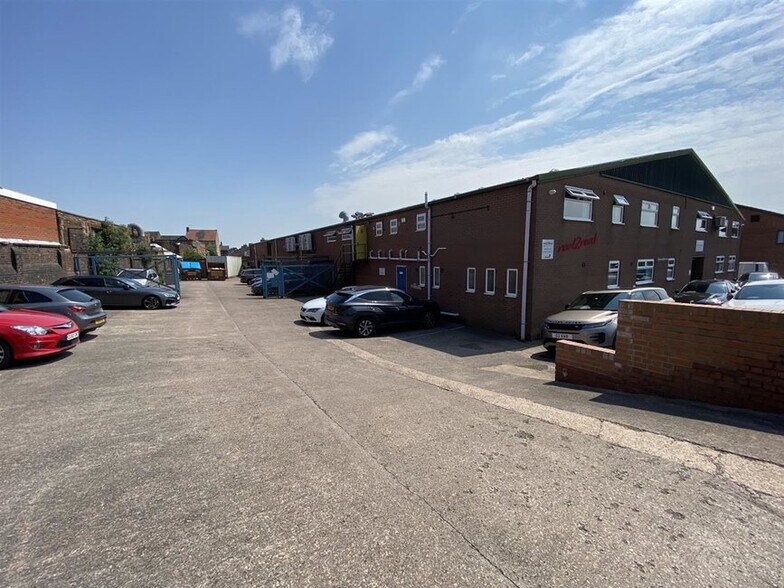 Dunning St, Stoke On Trent en alquiler - Foto del edificio - Imagen 2 de 21