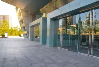 Más detalles de Calle Papiro, Sevilla, SEVILLA - Nave en alquiler