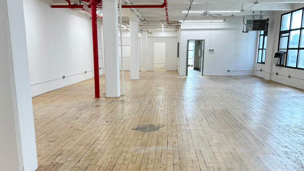 2121 41st Ave, Long Island City, NY en alquiler - Foto del interior - Imagen 2 de 8