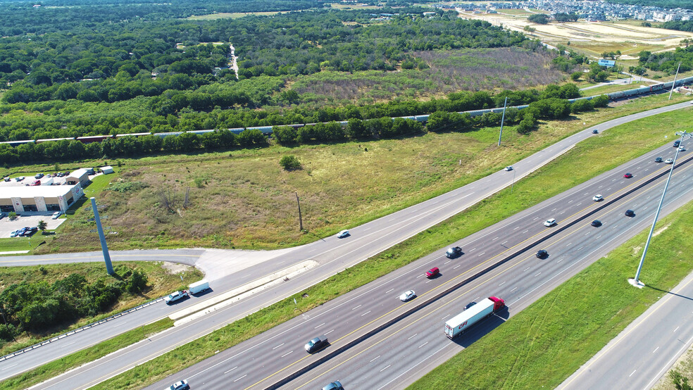 IH-35 & Post Road, Kyle, TX en venta - Foto del edificio - Imagen 2 de 14