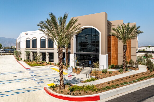 Más detalles de 4416 Azusa Canyon Rd, Irwindale, CA - Nave en alquiler