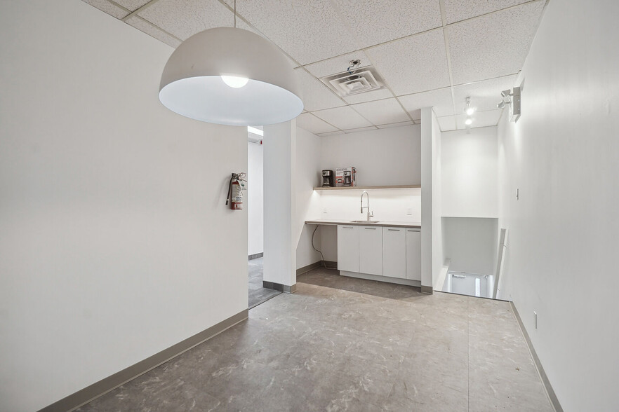 4280-4282 Rue Beaubien E, Montréal, QC en venta - Foto del interior - Imagen 2 de 17