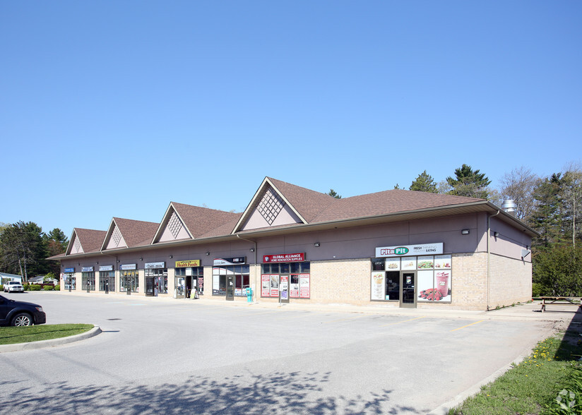 1288 Mosley St, Wasaga Beach, ON en alquiler - Foto del edificio - Imagen 2 de 5