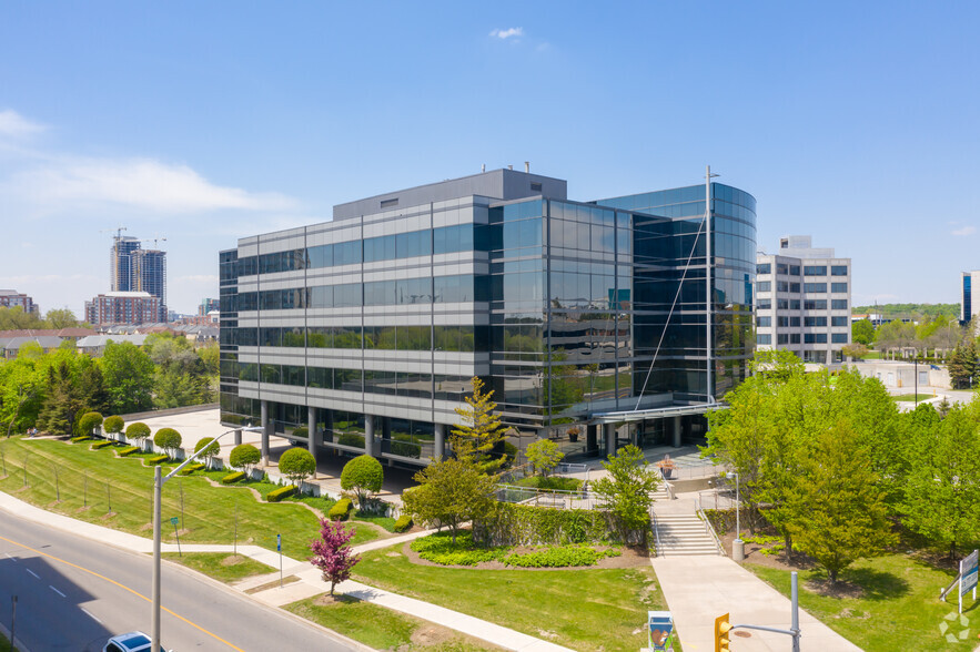 165 Commerce Valley Dr W, Markham, ON en alquiler - Foto del edificio - Imagen 1 de 7