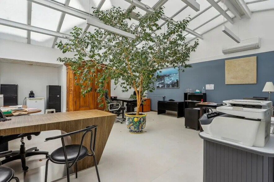 20 Rue Augereau, Paris en alquiler - Foto del edificio - Imagen 2 de 15