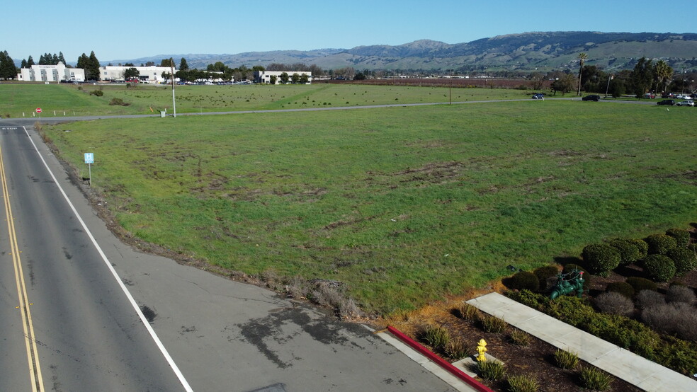 700 Las Animas ave, Gilroy, CA en venta - Foto del edificio - Imagen 3 de 9