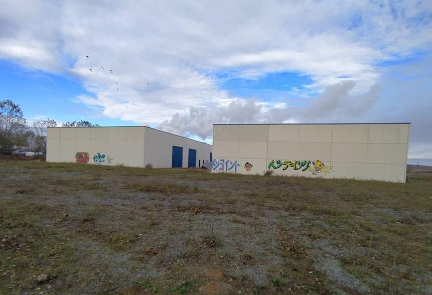 Nave en Babilafuente en venta - Foto del edificio - Imagen 2 de 16
