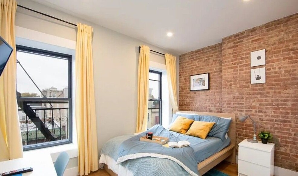 759-761 Manhattan Ave, Brooklyn, NY en venta - Foto del edificio - Imagen 2 de 22