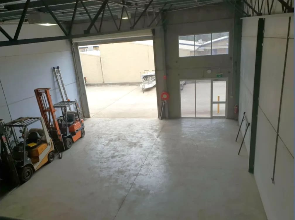 25 Amsterdam Cct, Wyong, NSW 2259 - Unidad 3 - - Foto del interior - Image 2 of 3