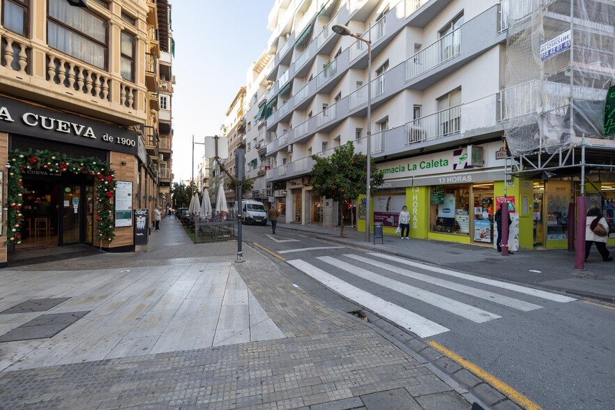 del Cisne, 6, Granada, Granada en venta - Foto del edificio - Imagen 1 de 32