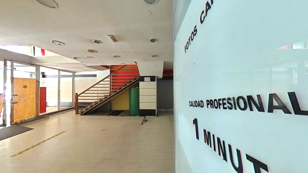 Local en Avilés en venta - Foto del edificio - Imagen 3 de 28
