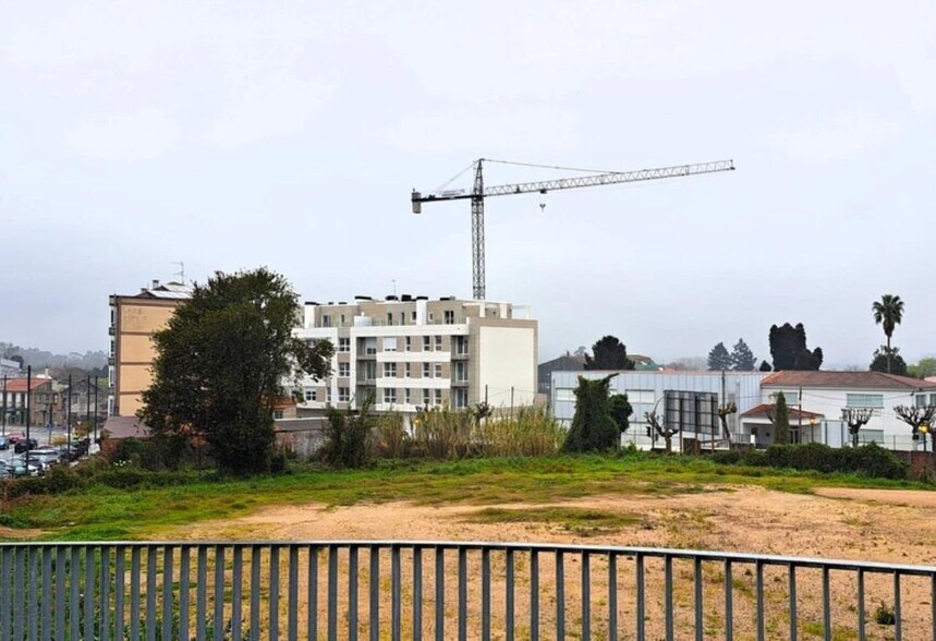 Terreno en Tui, Pontevedra en venta - Foto de la construcción - Imagen 2 de 10