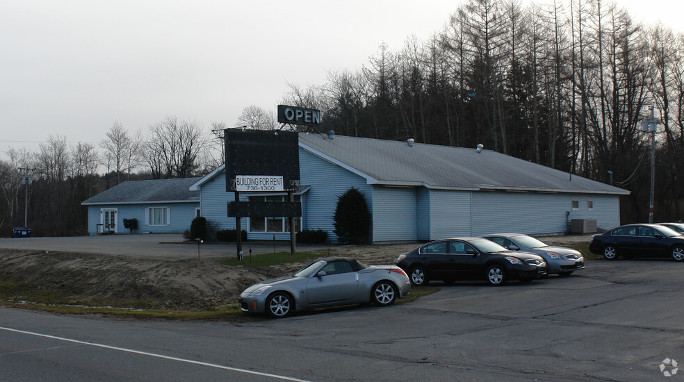 338 N Comrie Ave, Johnstown, NY en alquiler - Foto del edificio - Imagen 3 de 3