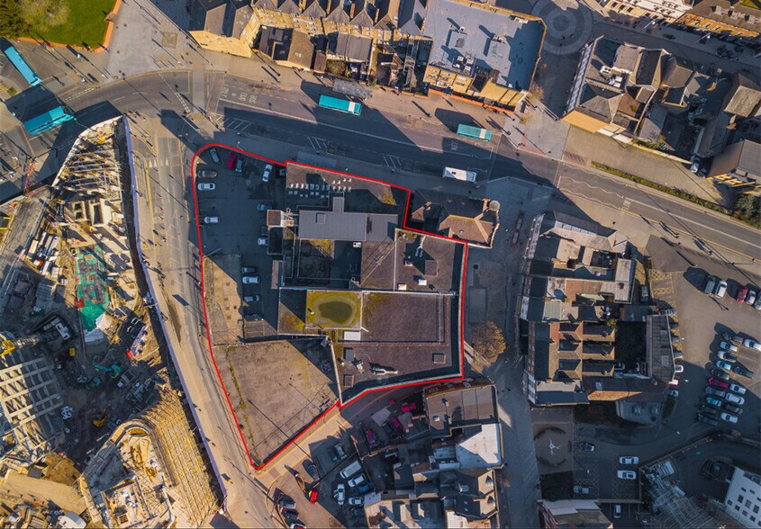 125-127 High St, Chatham en venta - Foto del edificio - Imagen 2 de 2