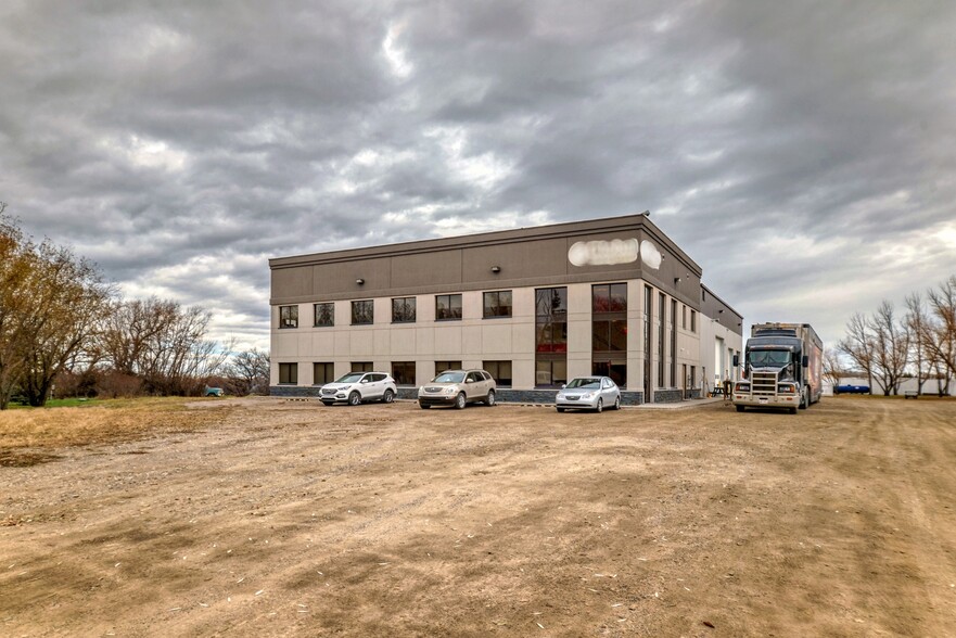 253024 Township Road 240, Wheatland county, AB en venta - Foto principal - Imagen 1 de 1