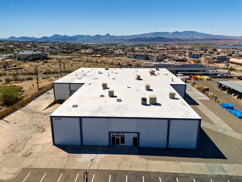 1790 Industrial Blvd, Lake Havasu City, AZ en alquiler - Foto del edificio - Imagen 2 de 11