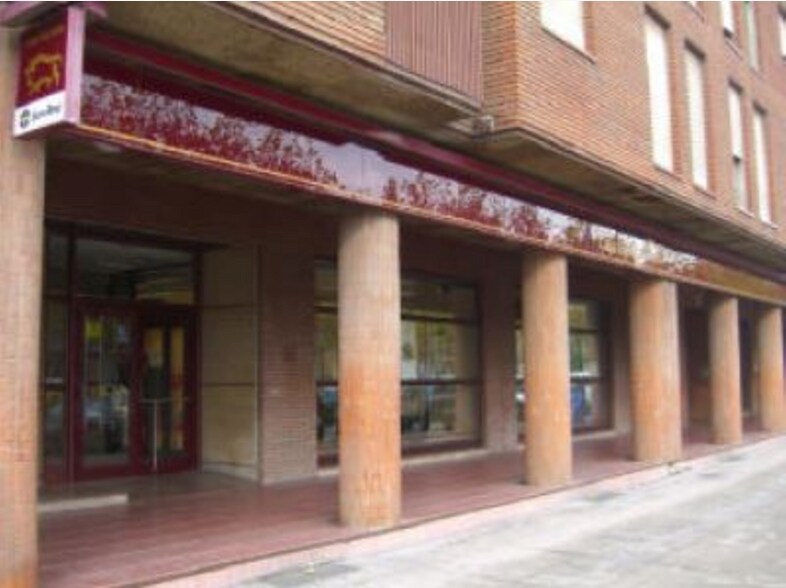 Local en Ponferrada, León en alquiler - Foto del edificio - Imagen 2 de 2