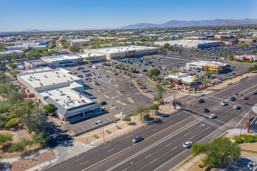 1445 W Elliot Rd, Tempe, AZ en alquiler - Foto del edificio - Imagen 2 de 10