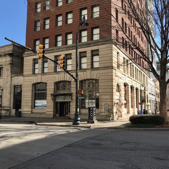 1350 Main St, Columbia, SC en alquiler - Foto del edificio - Imagen 1 de 1