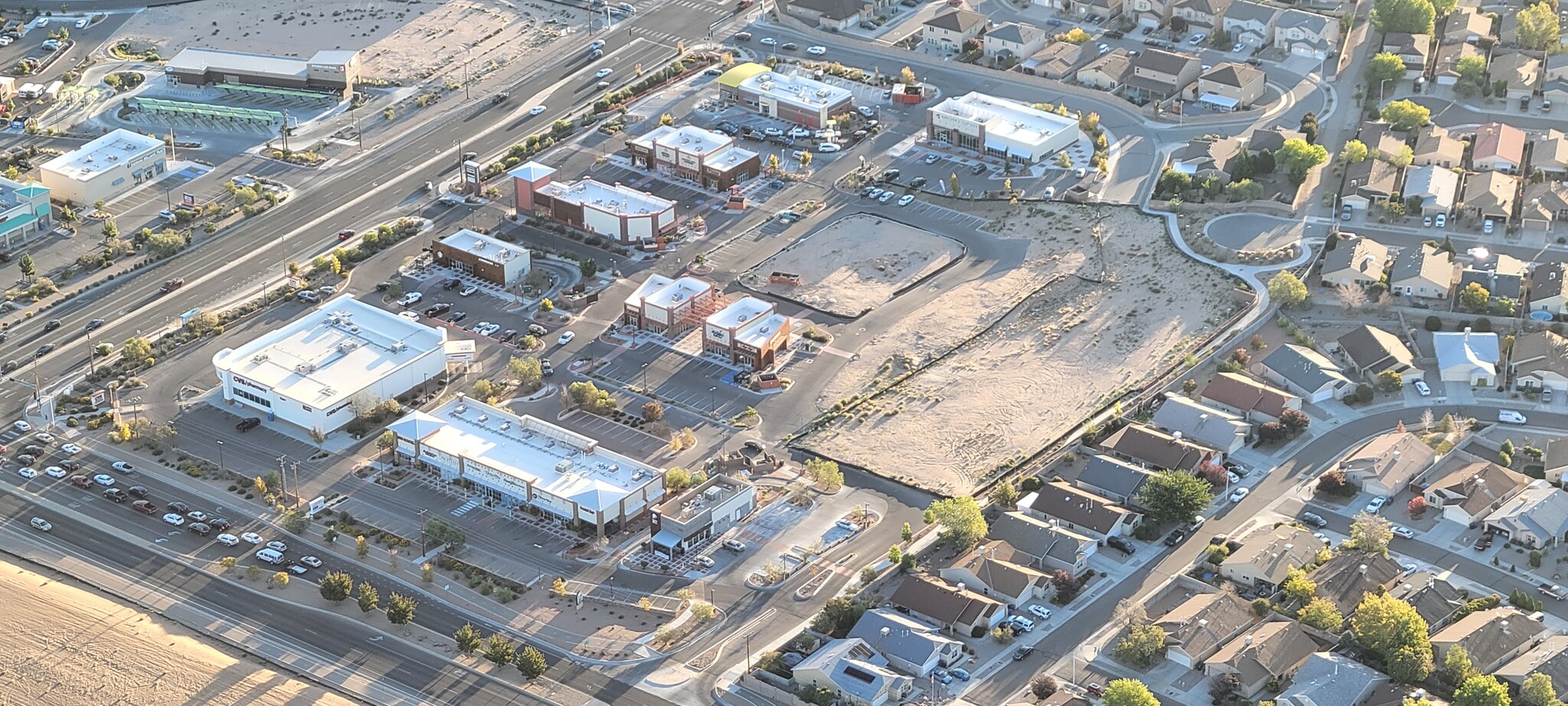 Unser Blvd, Albuquerque, NM en alquiler Vista aérea- Imagen 1 de 4