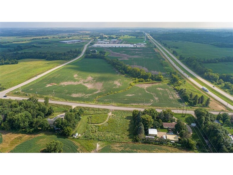 xxx Acorn Trl, Faribault, MN en venta - Vista aérea - Imagen 3 de 12