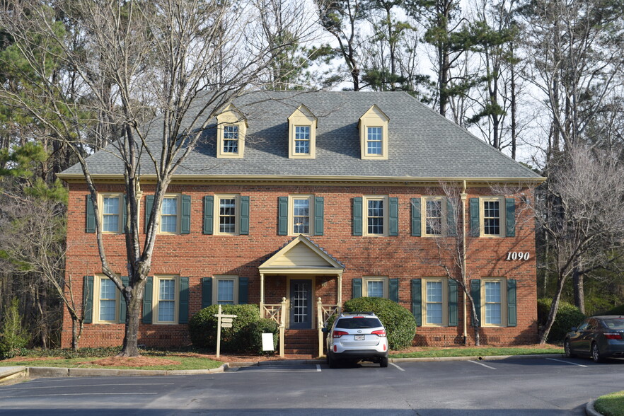 1090 Cambridge Sq, Alpharetta, GA en venta - Foto del edificio - Imagen 1 de 4