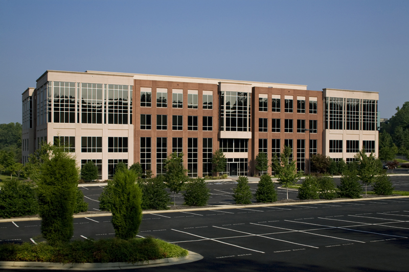 7300 Beaufont Springs Dr, Richmond, VA en alquiler - Foto del edificio - Imagen 1 de 4