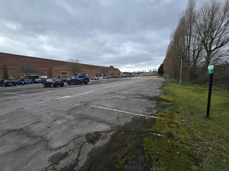 Thornes Moor Rd, Wakefield en alquiler - Foto del edificio - Imagen 2 de 13
